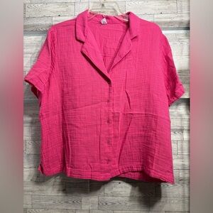 Old Navy Women's Fuchsia Button-Down Shirt with shorts set